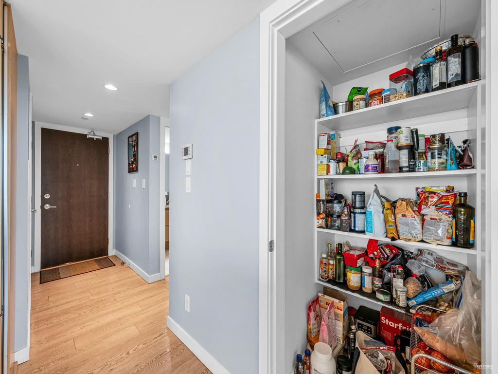 Listing Image for R3045663