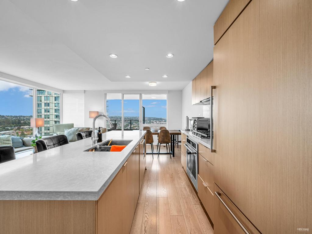 Listing Image for R3045663