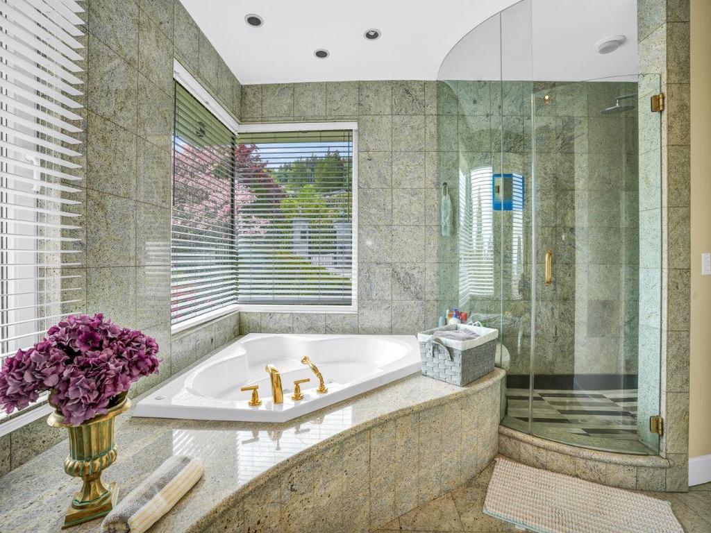 Listing Image for R3045873