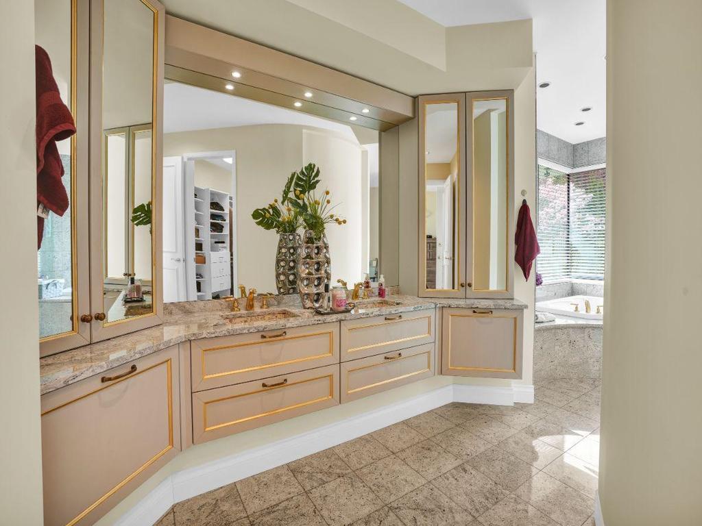 Listing Image for R3045873