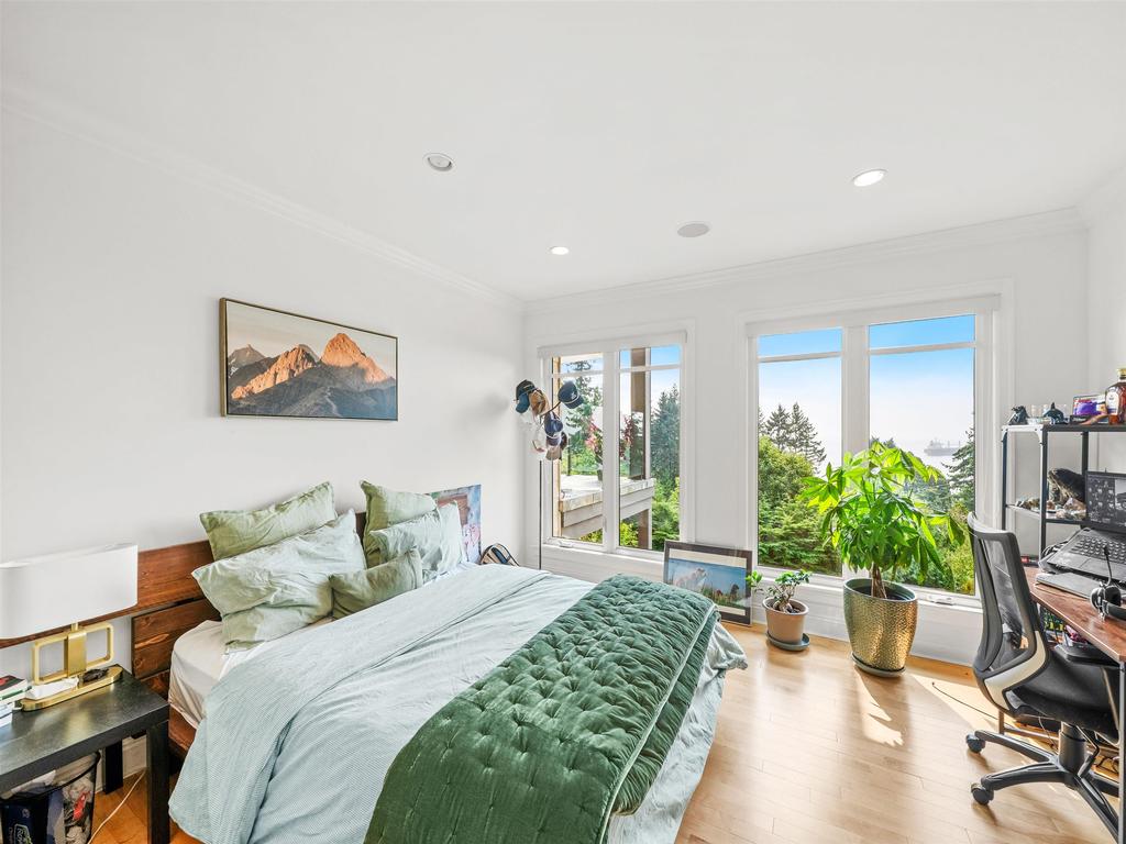 Listing Image for R3045892