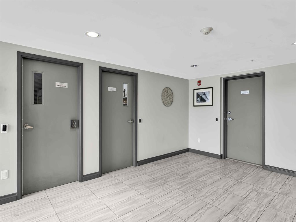 Listing Image for R3046027