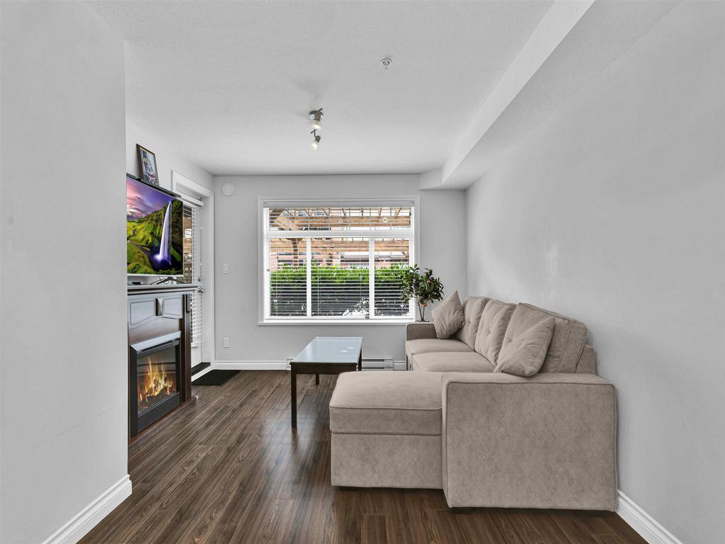 Listing Image for R3046027