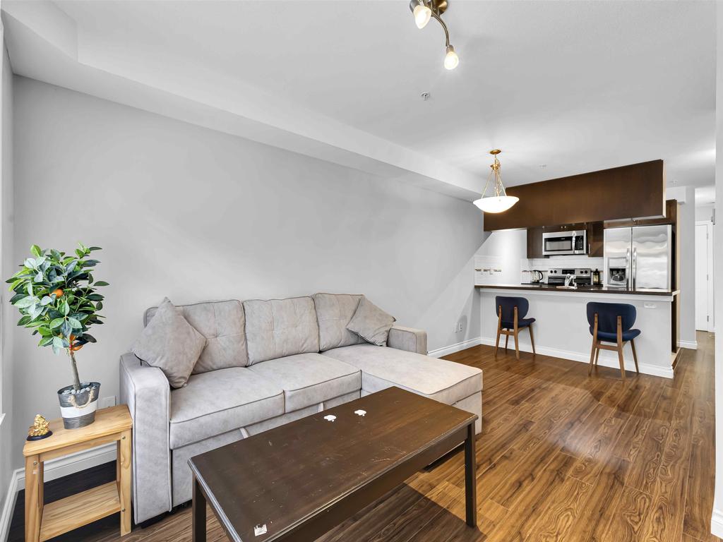 Listing Image for R3046027