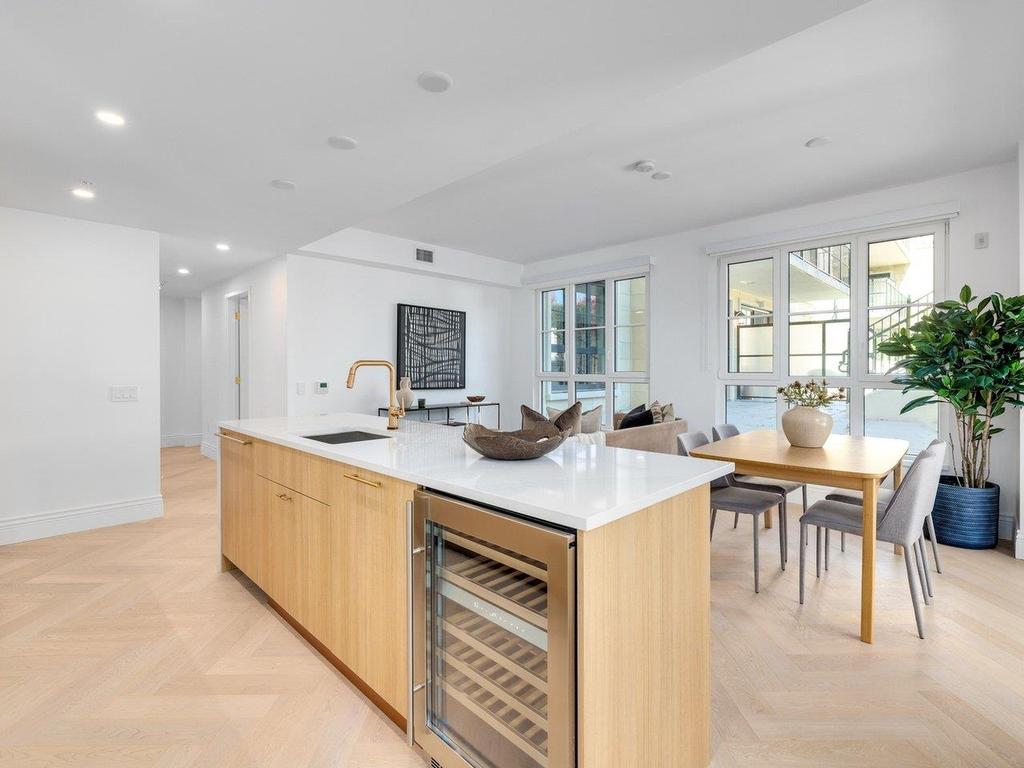 Listing Image for R3046036