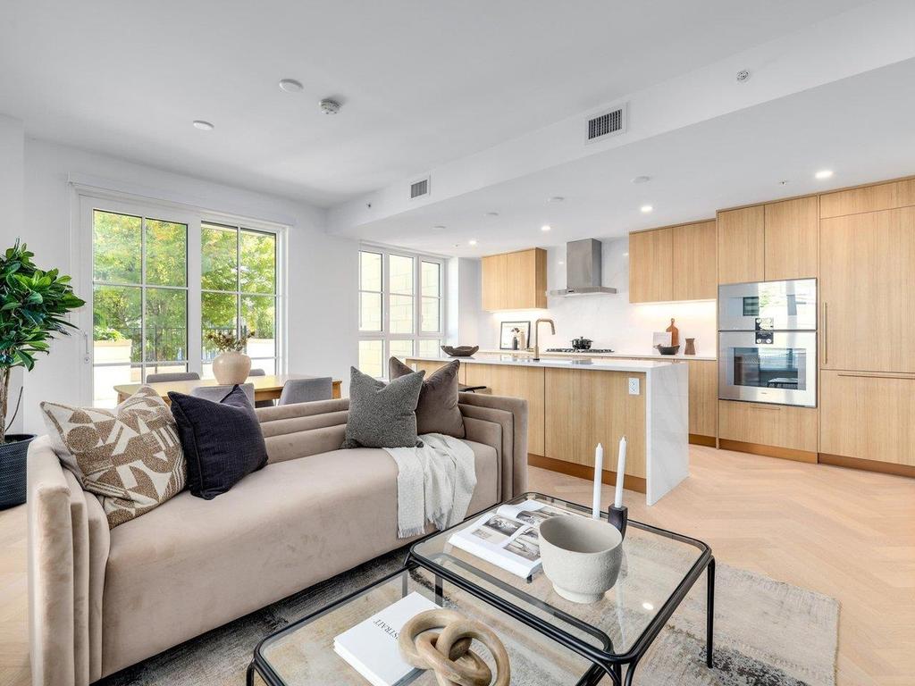 Listing Image for R3046036