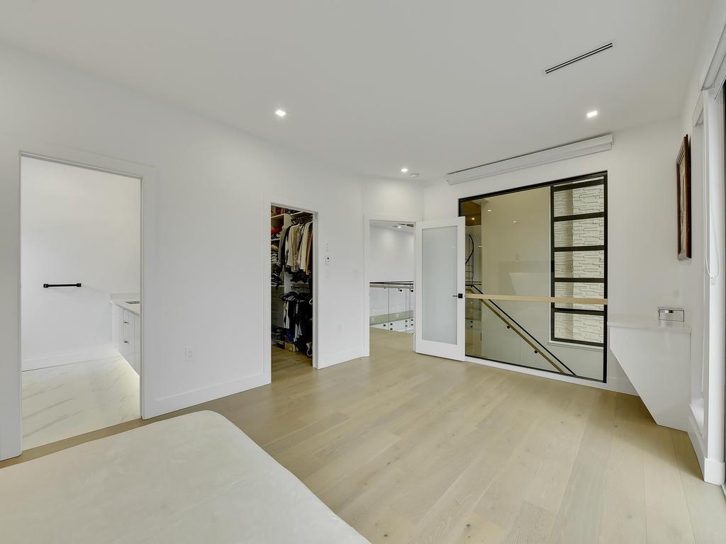 Listing Image for R3046187