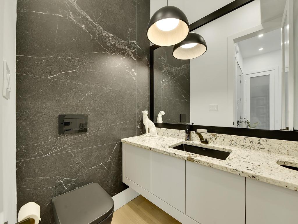 Listing Image for R3046187