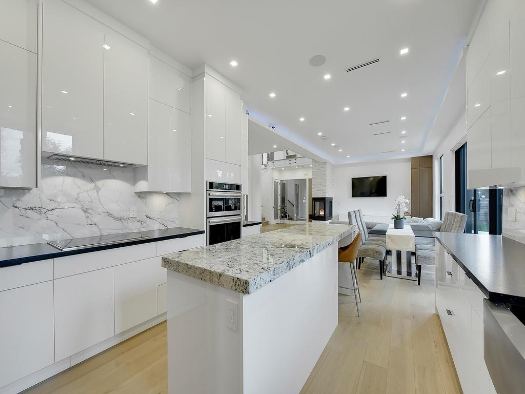 Listing Image for R3046187