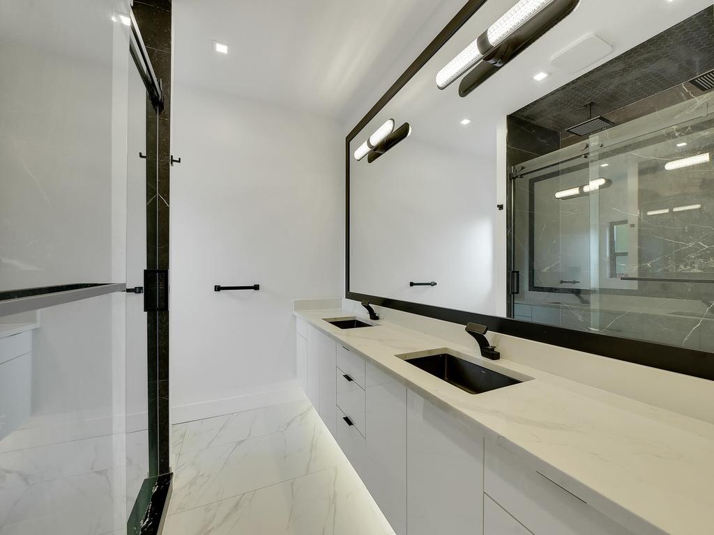 Listing Image for R3046187