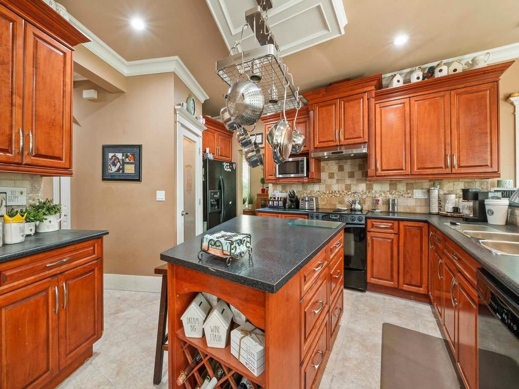 Listing Image for R3046309