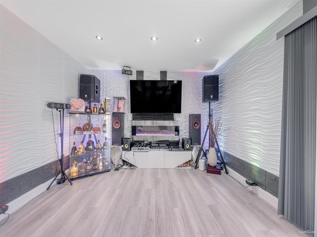 Listing Image for R3046371