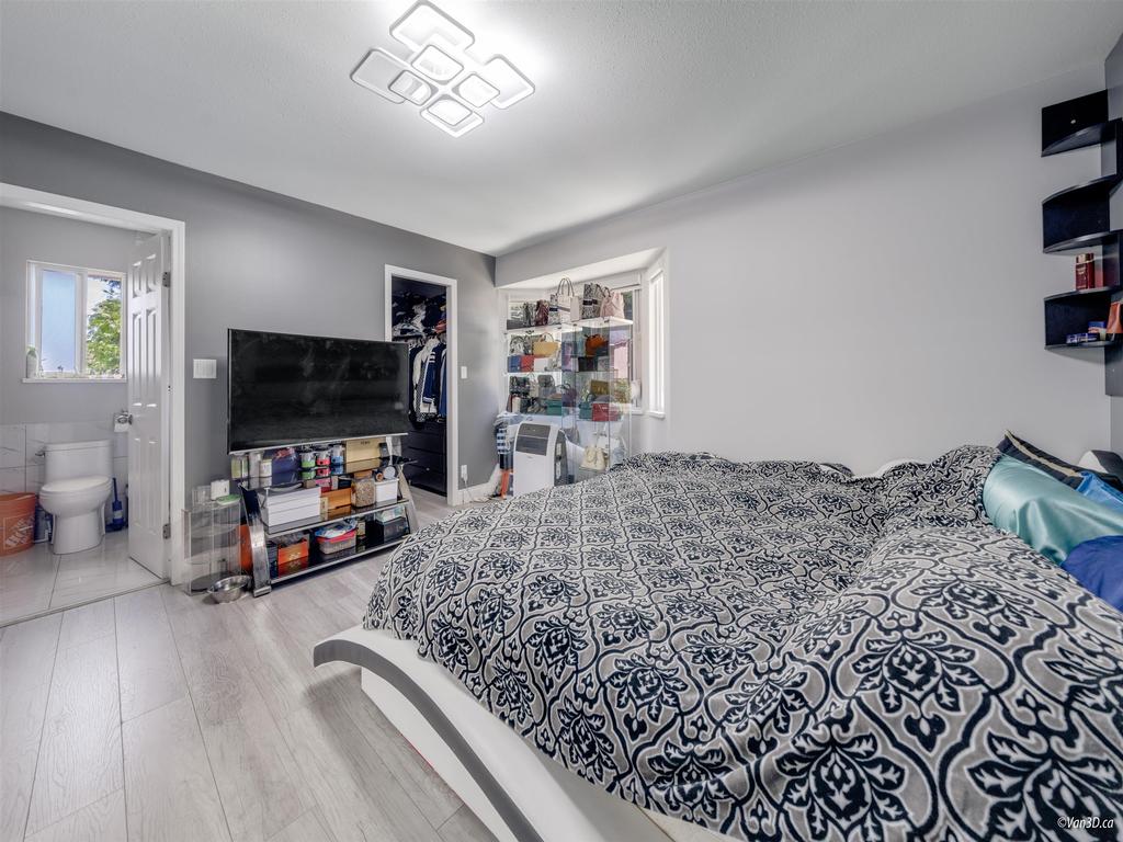 Listing Image for R3046371