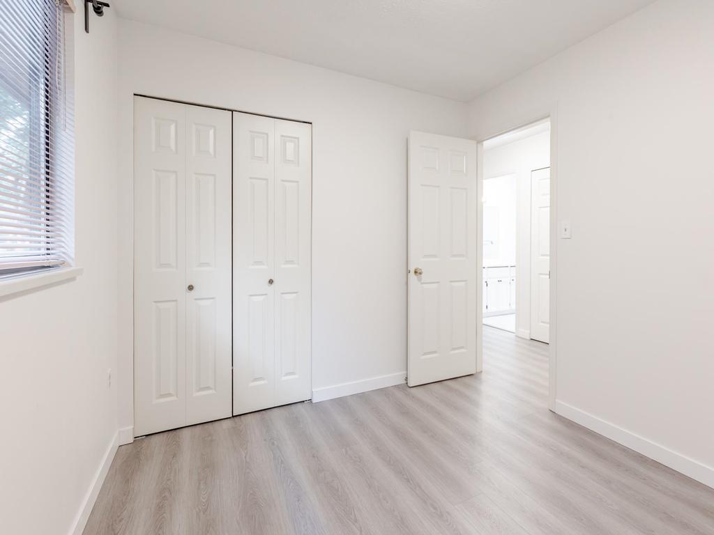 Listing Image for R3046393