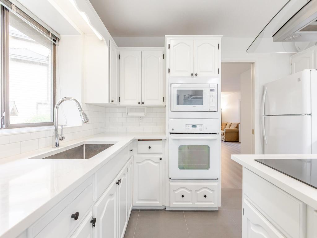 Listing Image for R3046393