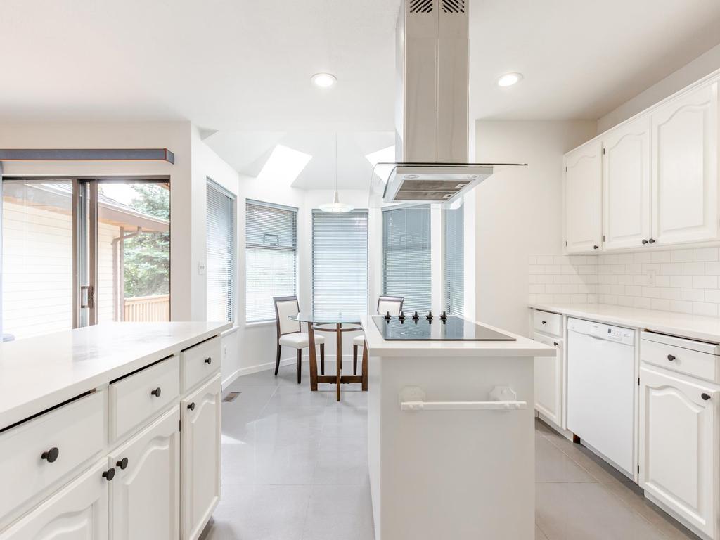 Listing Image for R3046393