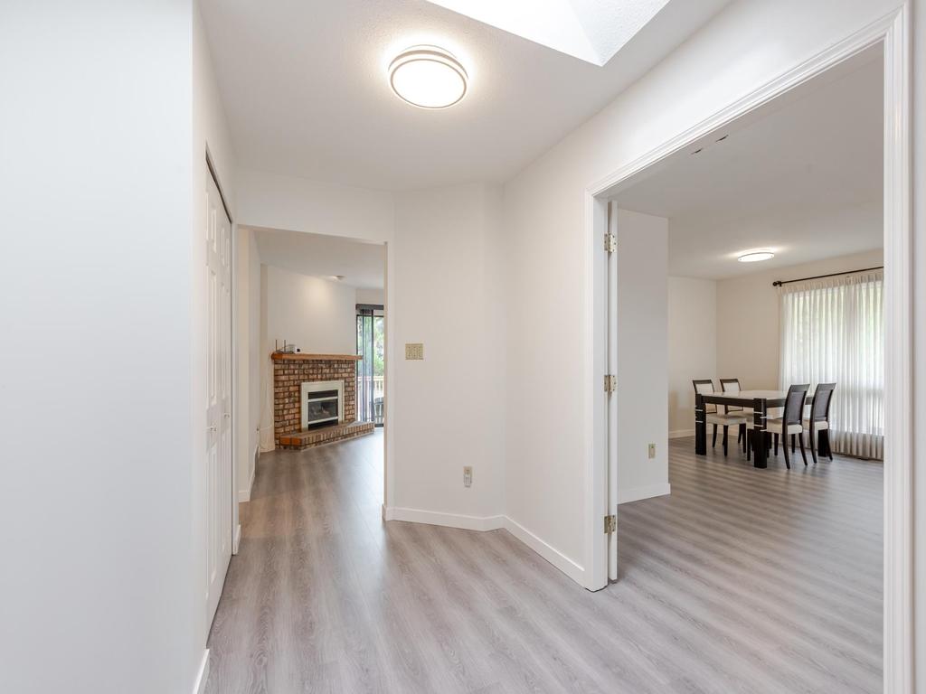 Listing Image for R3046393