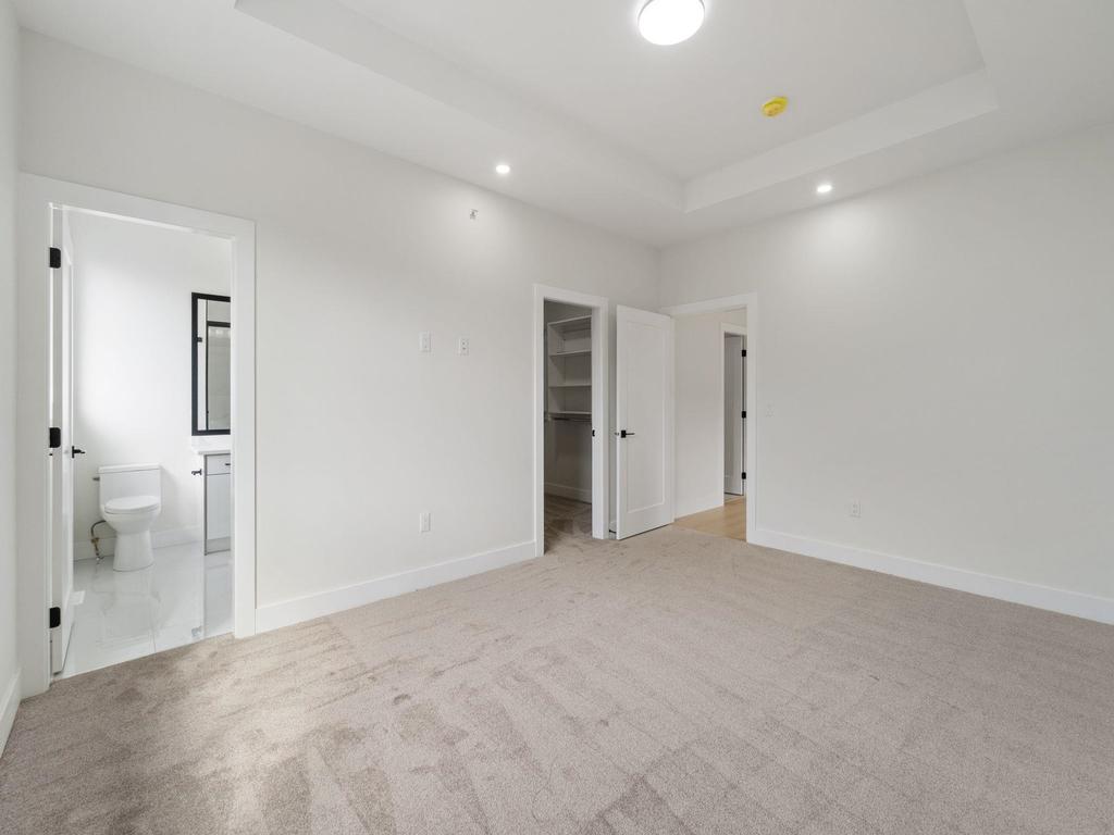 Listing Image for R3046396