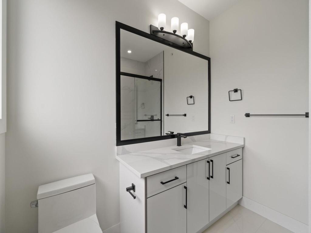 Listing Image for R3046396