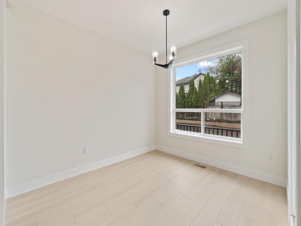 Listing Image for R3046396