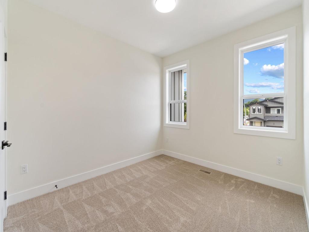 Listing Image for R3046396