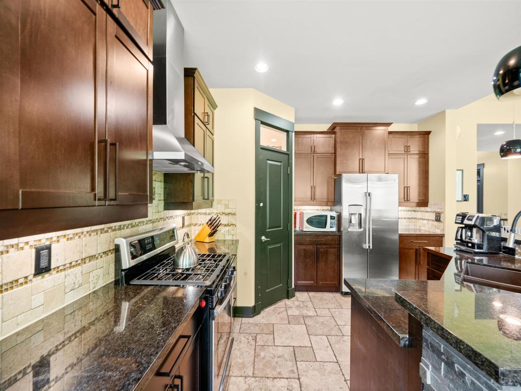 Listing Image for R3046437