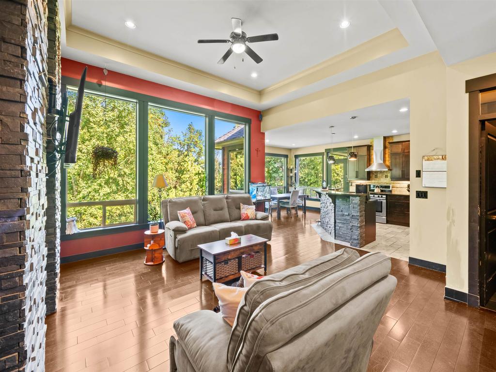 Listing Image for R3046437