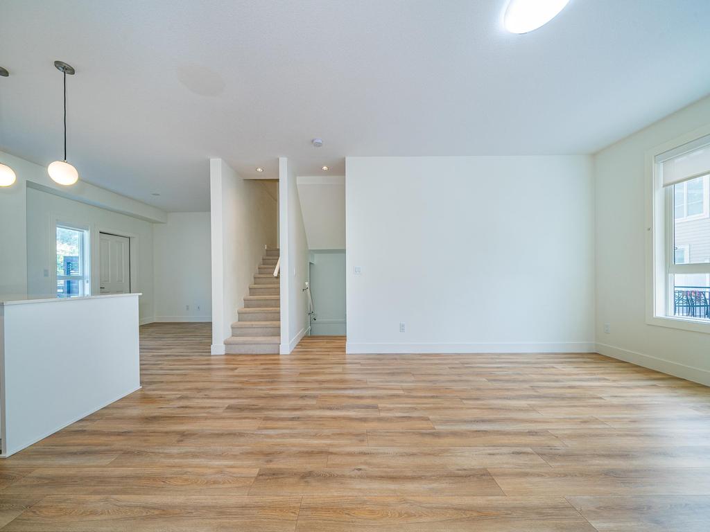 Listing Image for R3046595