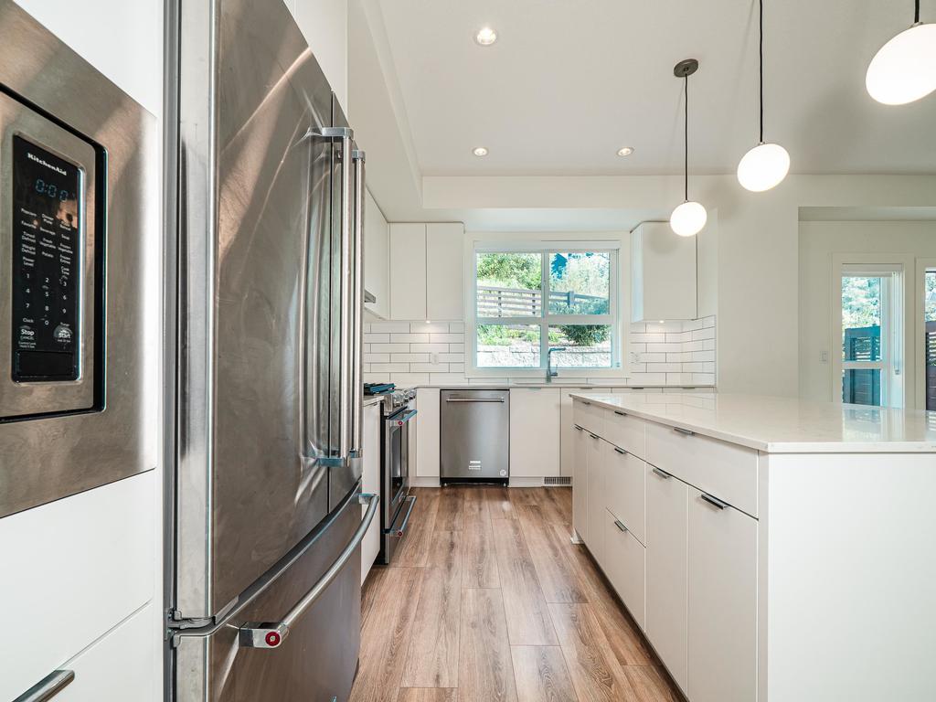 Listing Image for R3046595