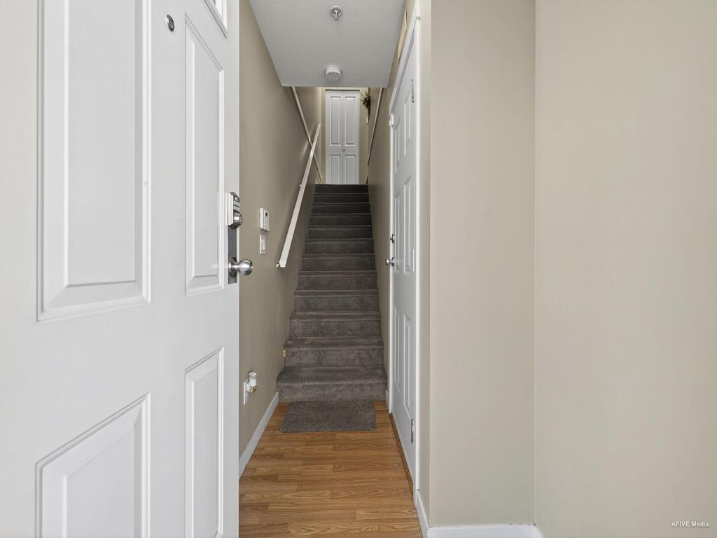 Listing Image for R3046632