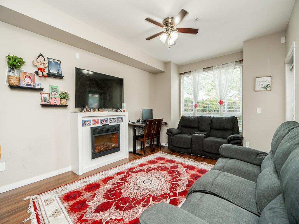 Listing Image for R3046726