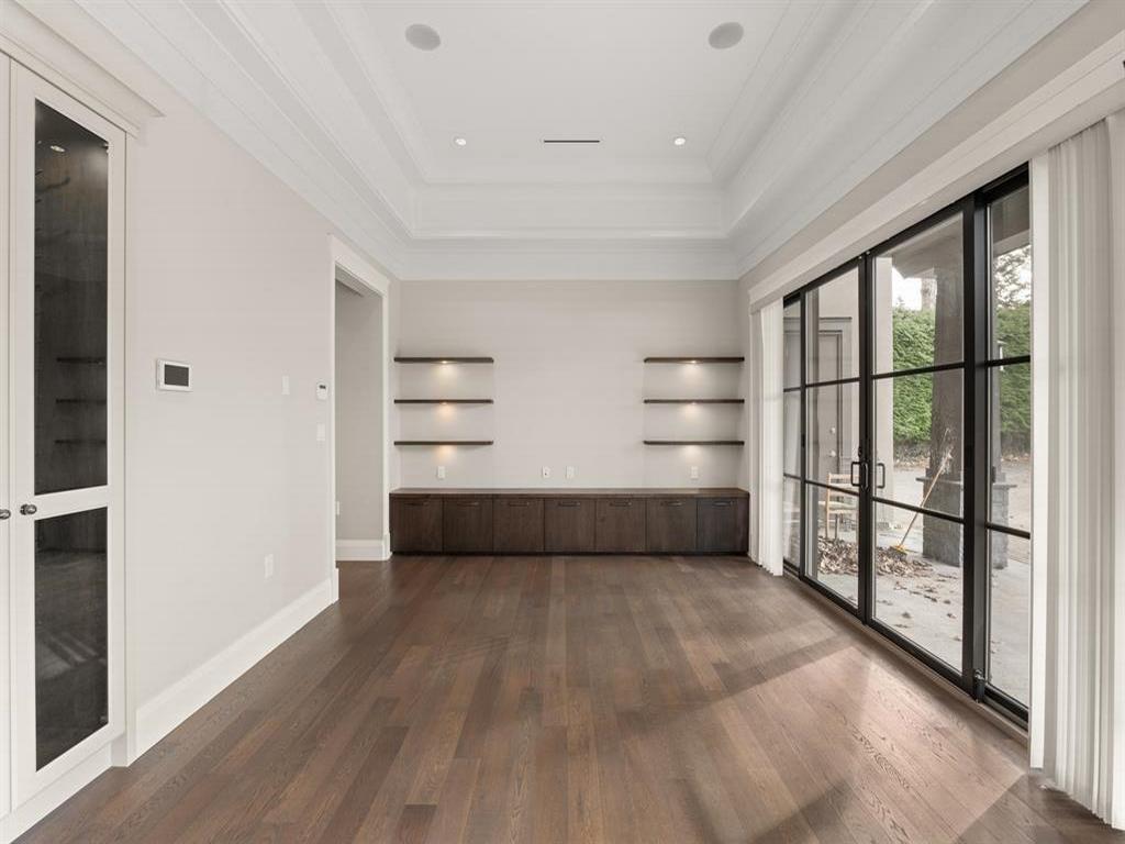 Listing Image for R3046834