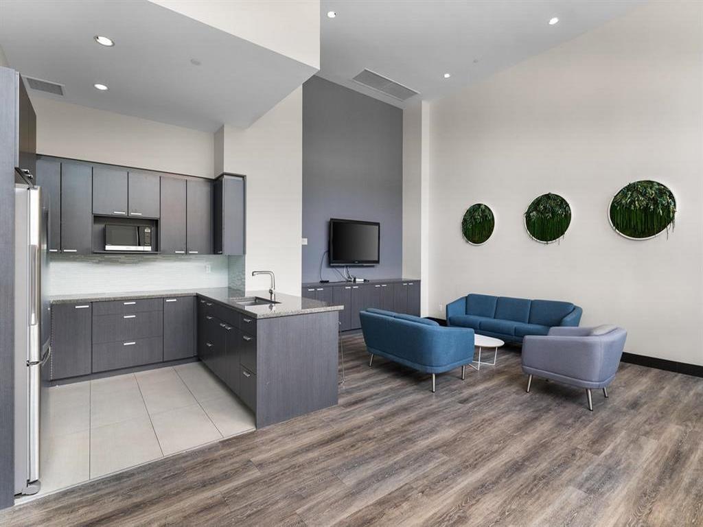 Listing Image for R3046967