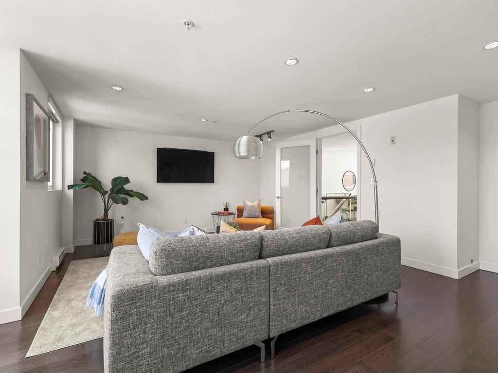 Listing Image for R3047165