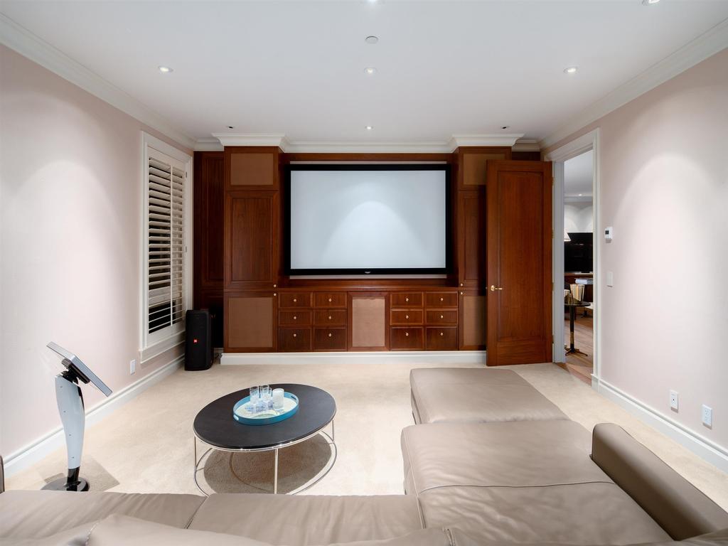 Listing Image for R3047947