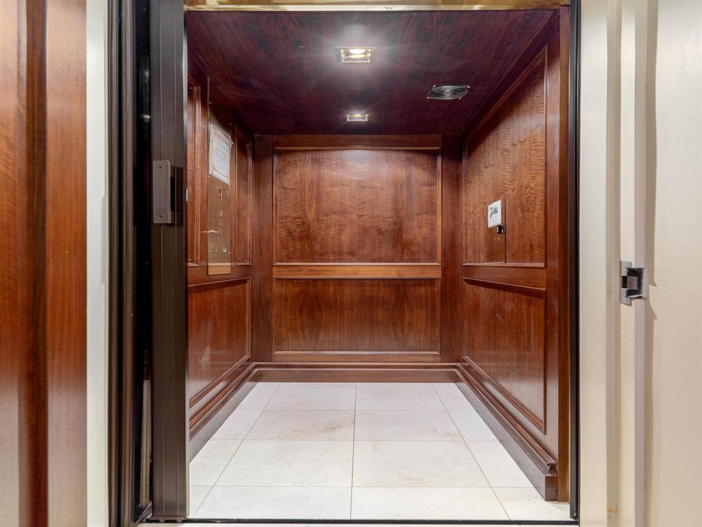 Listing Image for R3047947