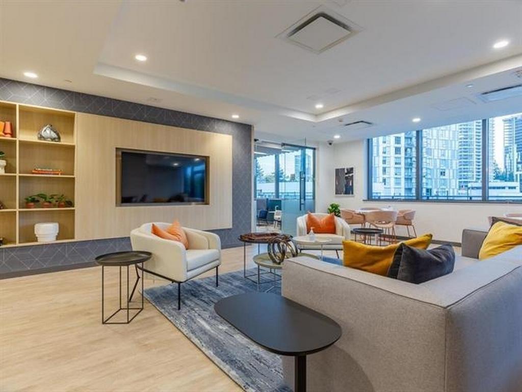 Listing Image for R3048599