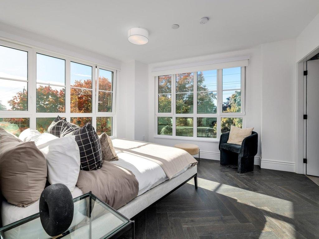 Listing Image for R3048952