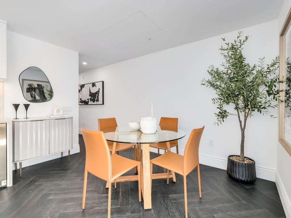 Listing Image for R3048952