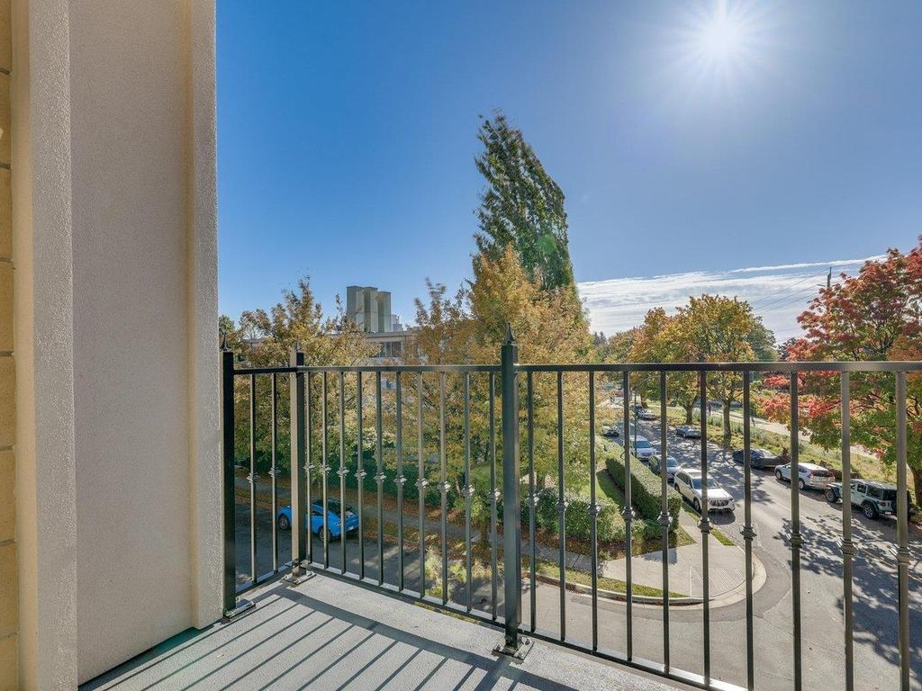 Listing Image for R3048952