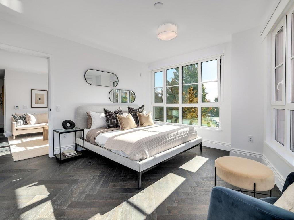 Listing Image for R3048952