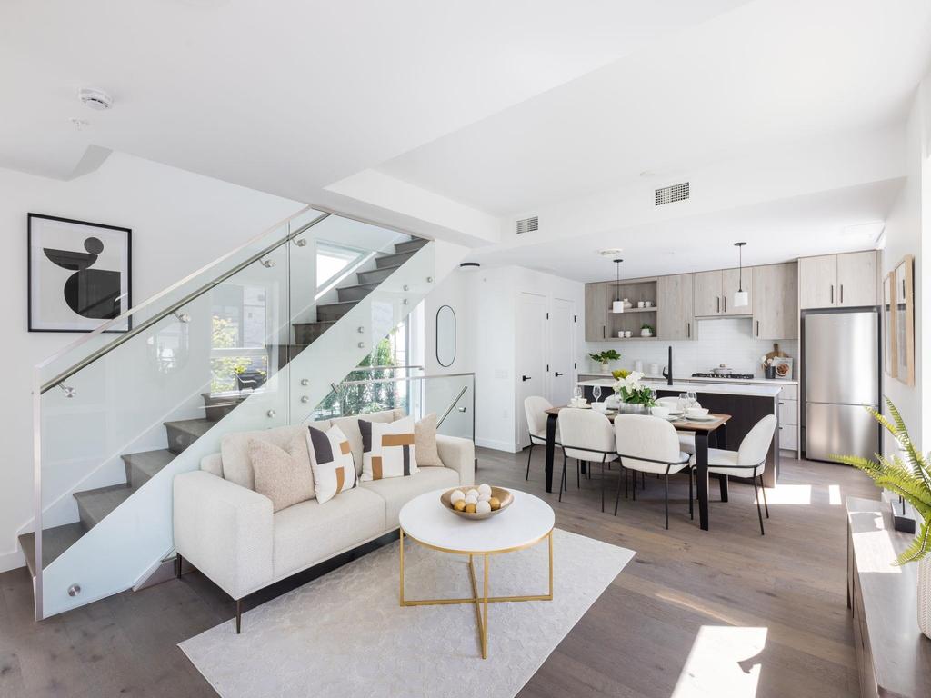 Listing Image for R3049095