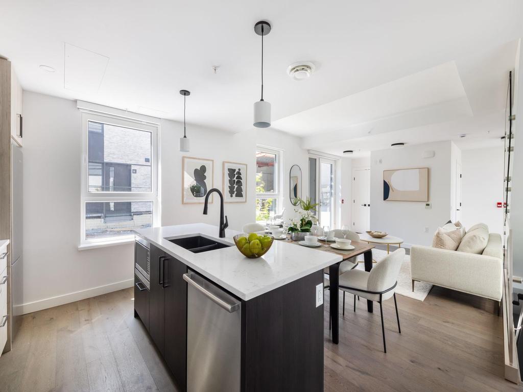 Listing Image for R3049095