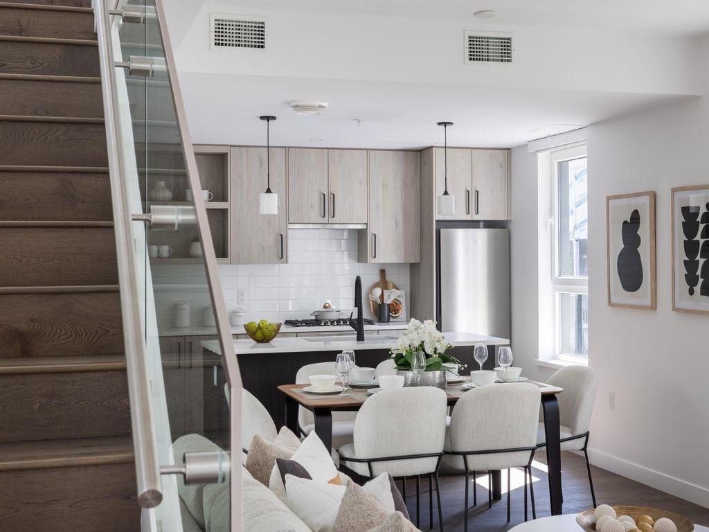 Listing Image for R3049095