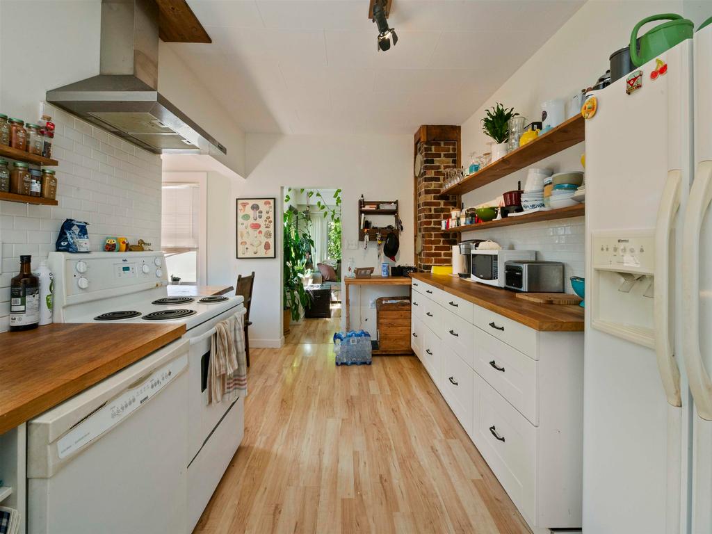 Listing Image for R3049924