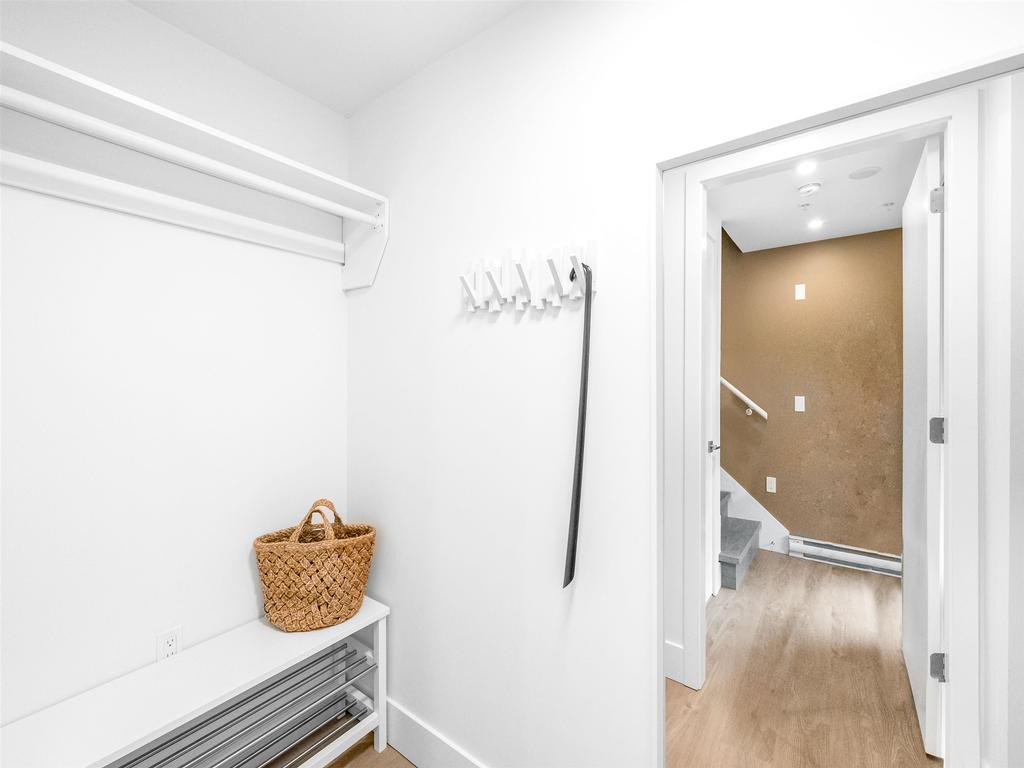 Listing Image for R3050027