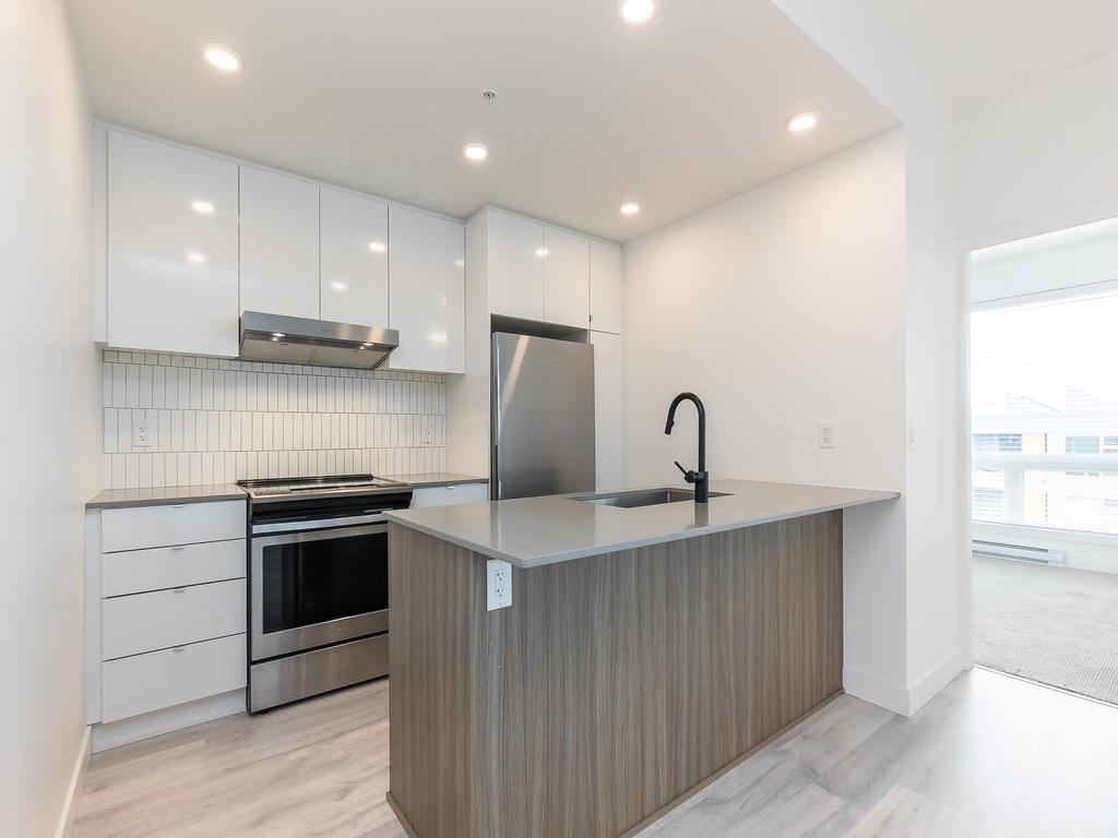 Listing Image for R3050094