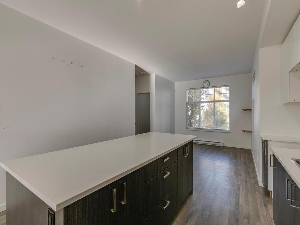 Listing Image for R3050340