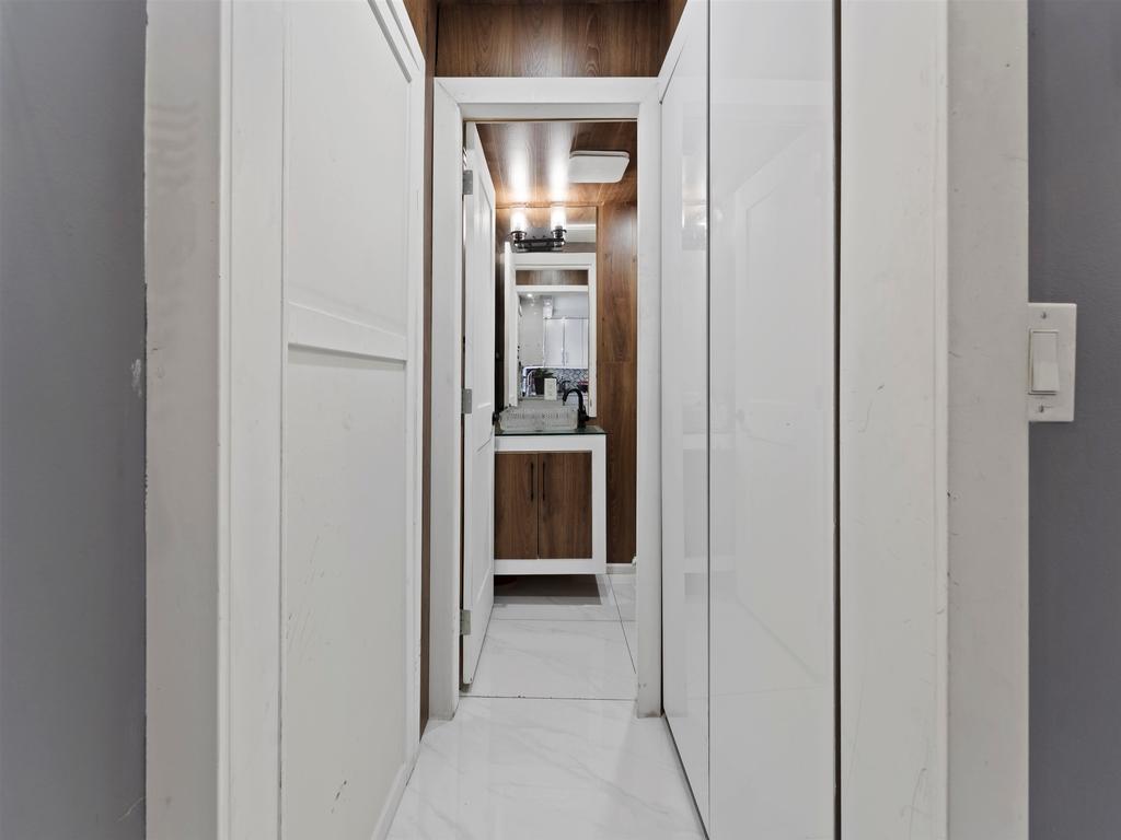 Listing Image for R3050890