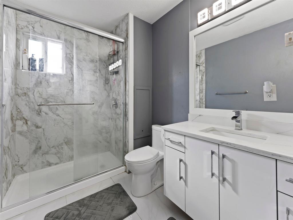 Listing Image for R3050890